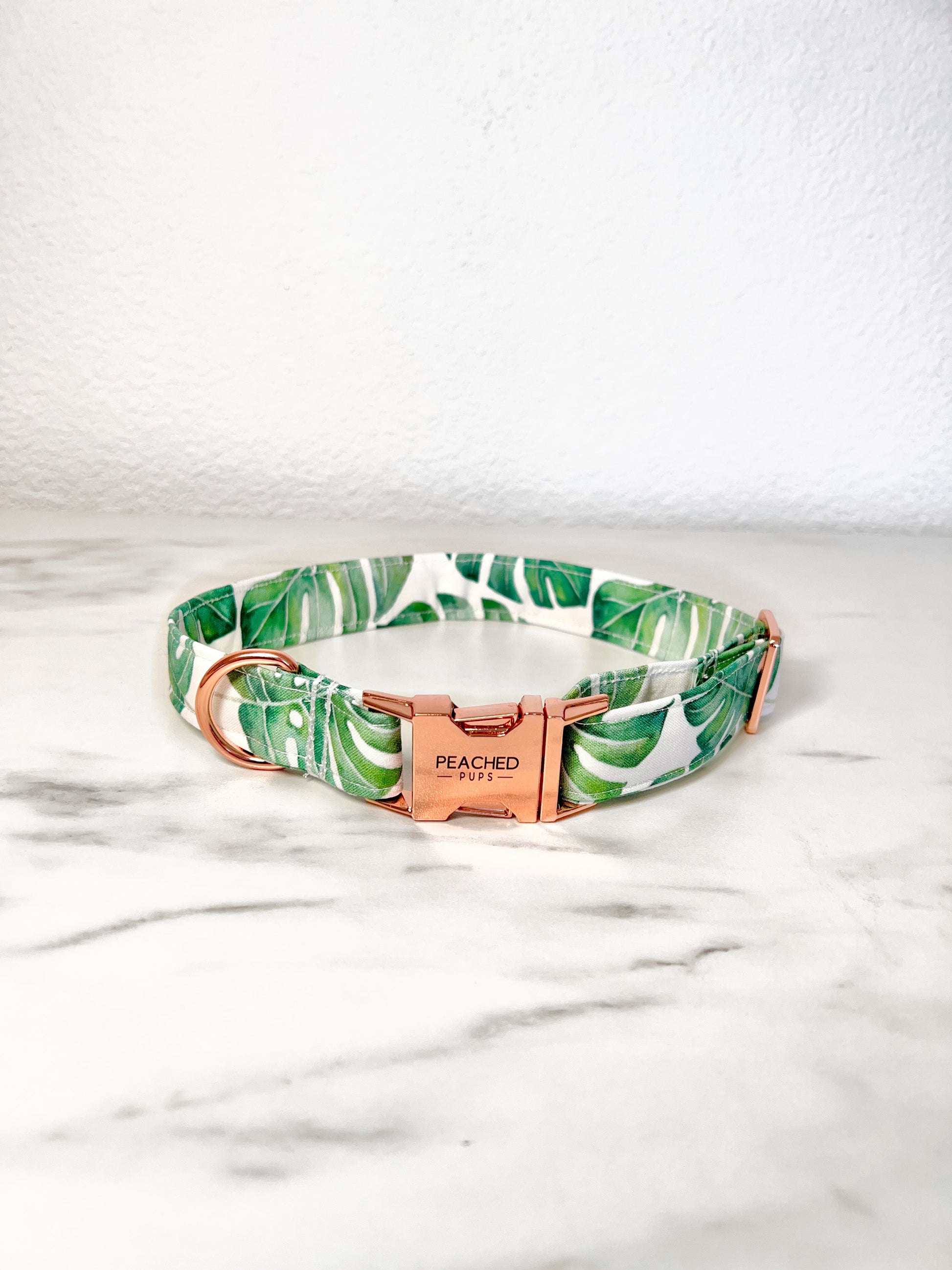 Unbe-Leaf-Able Collar